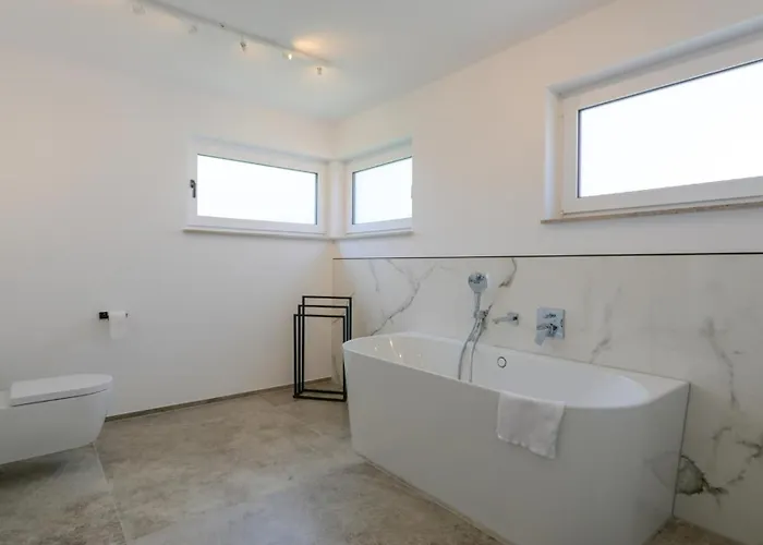 Eleganter Neubau-luxus In & Stilvoller Rueckzugsort Fuer Bis Zu 9 Gaeste Feriehus *